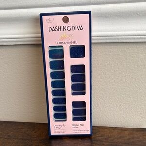 Dashing Diva Gloss Ultra Shine Gel Nail Strips - Sparkling Blue